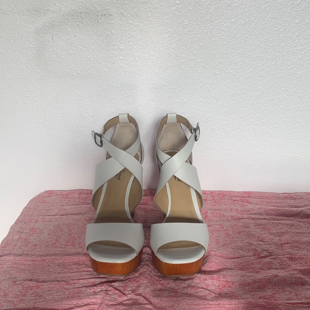 Lucky Brand Wedge Sandals/Heels NEW 9.5
